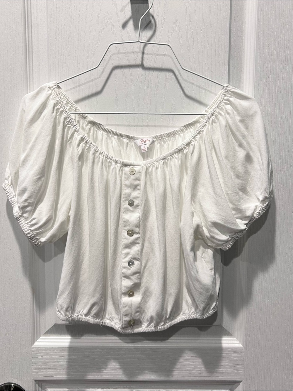 Candies Women's White Iridescent Button Detail Cropped Peasant Top Size Small